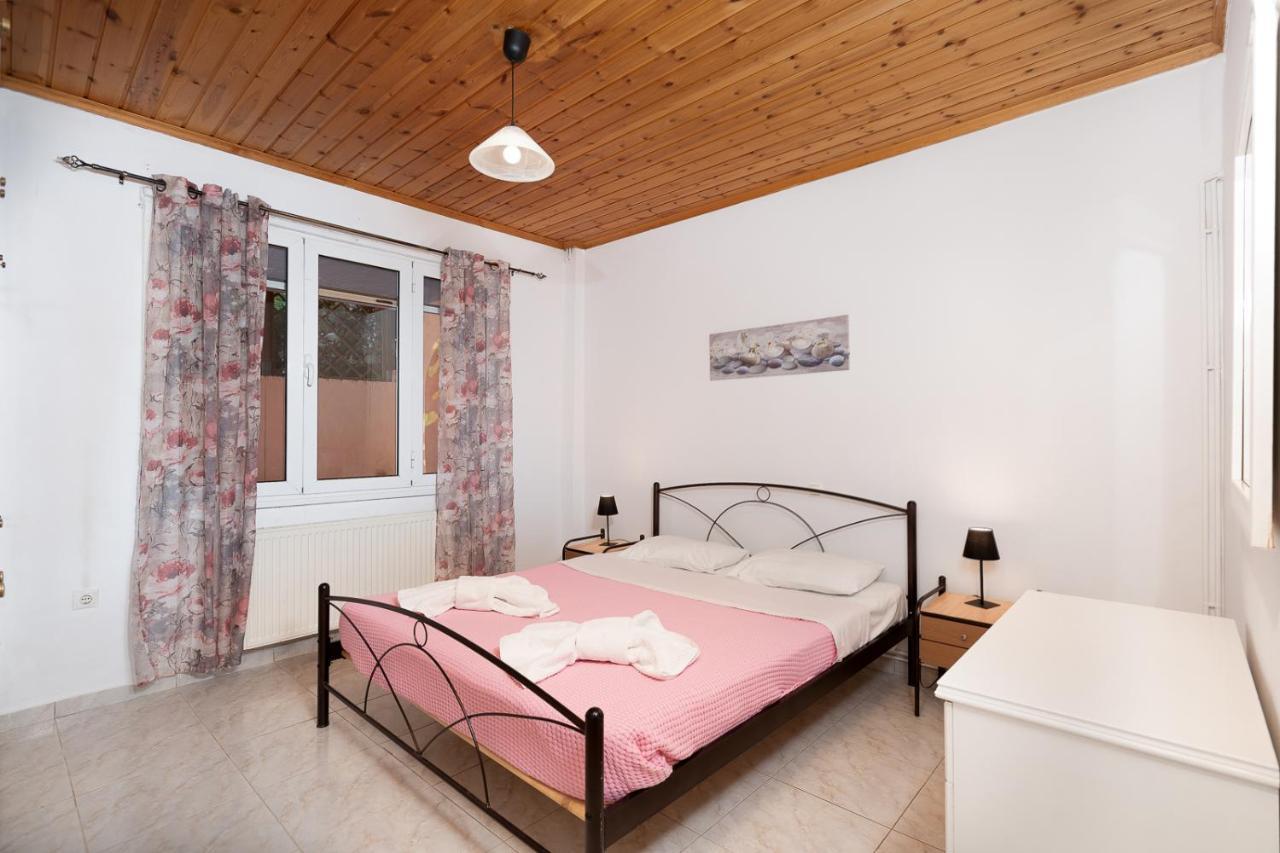 Mtc-D Apartments By The Sea And Airport Pórto Ráfti Екстериор снимка